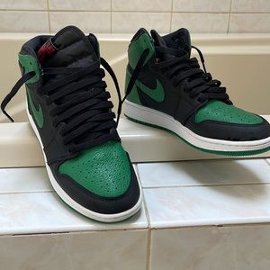 JORDAN 1 Pine Green 7Y